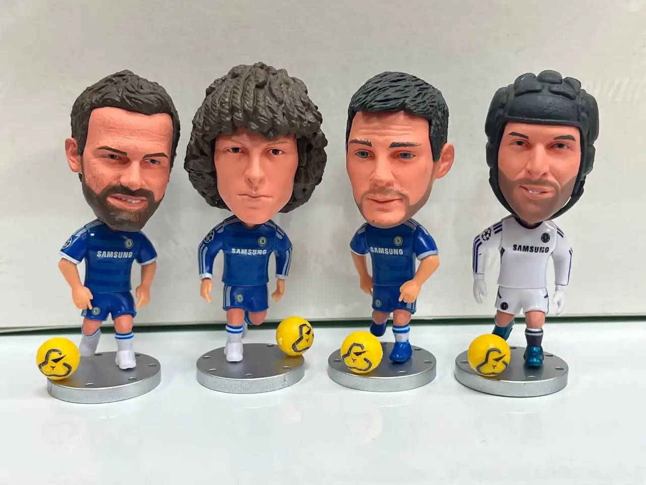 Продажа фигурок в Южно-Сахалинске - Коллекционирование (Хобби и отдых) в Южно-Сахалинск