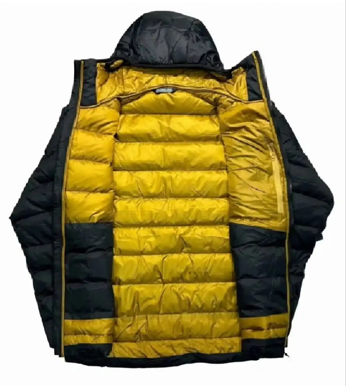 Зимняя куртка в Южно-Сахалинске - Верхняя одежда (Одежда) в Южно-Сахалинск