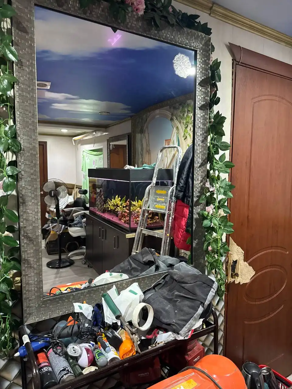 Продам зеркало и столик с зеркалом - Для дома и дачи в Южно-Сахалинск