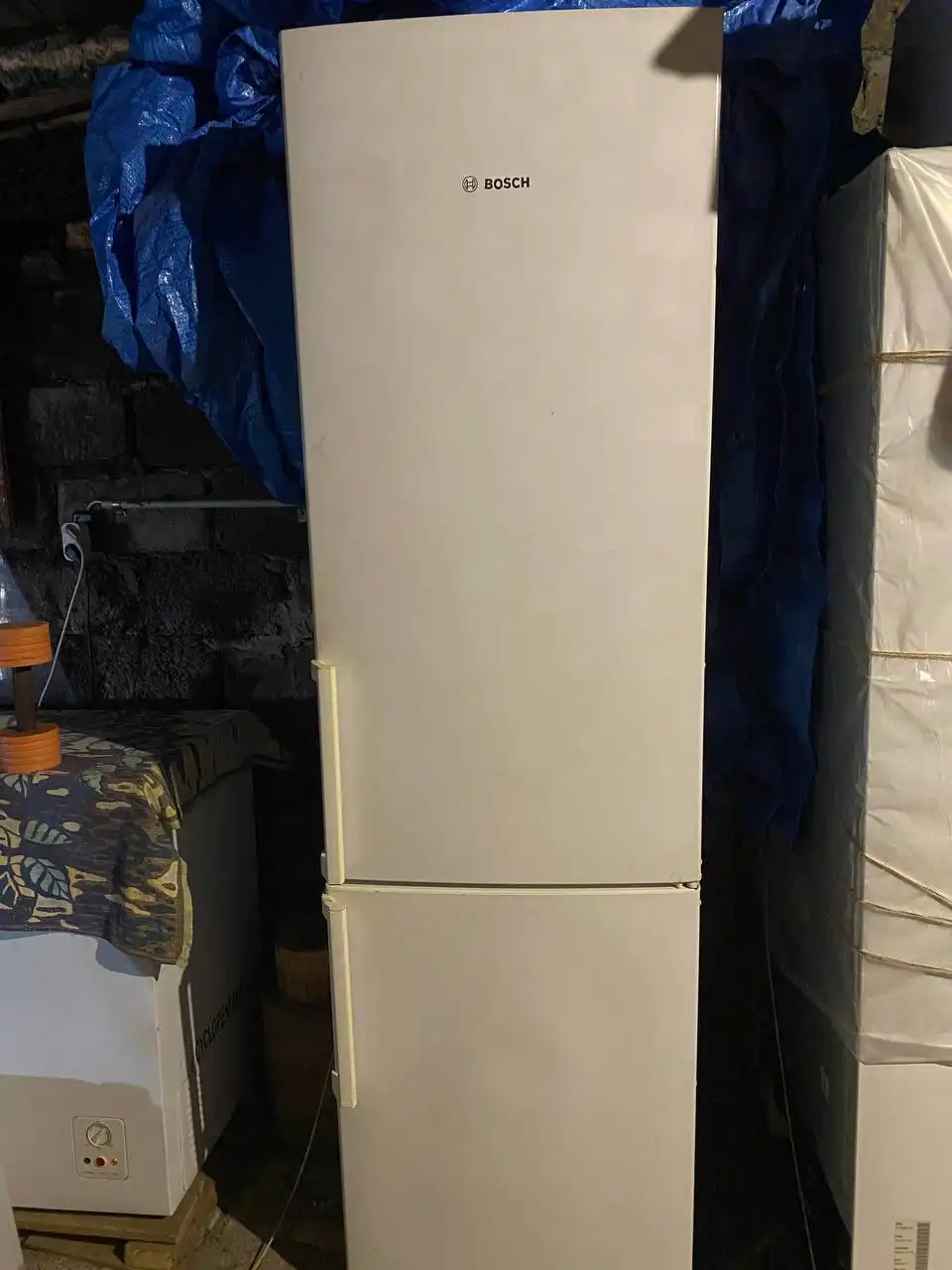 Холодильник BOSCH в хорошем состоянии - Бытовая техника (Для дома и дачи) в Холмск