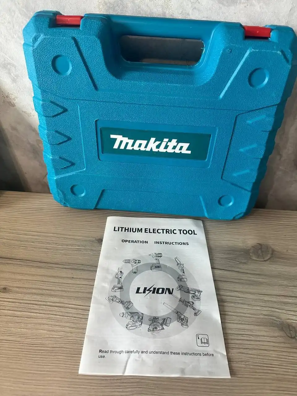 Ударный шуруповерт-дрель Makita - Электроинструменты (Электроника) в Южно-Сахалинск