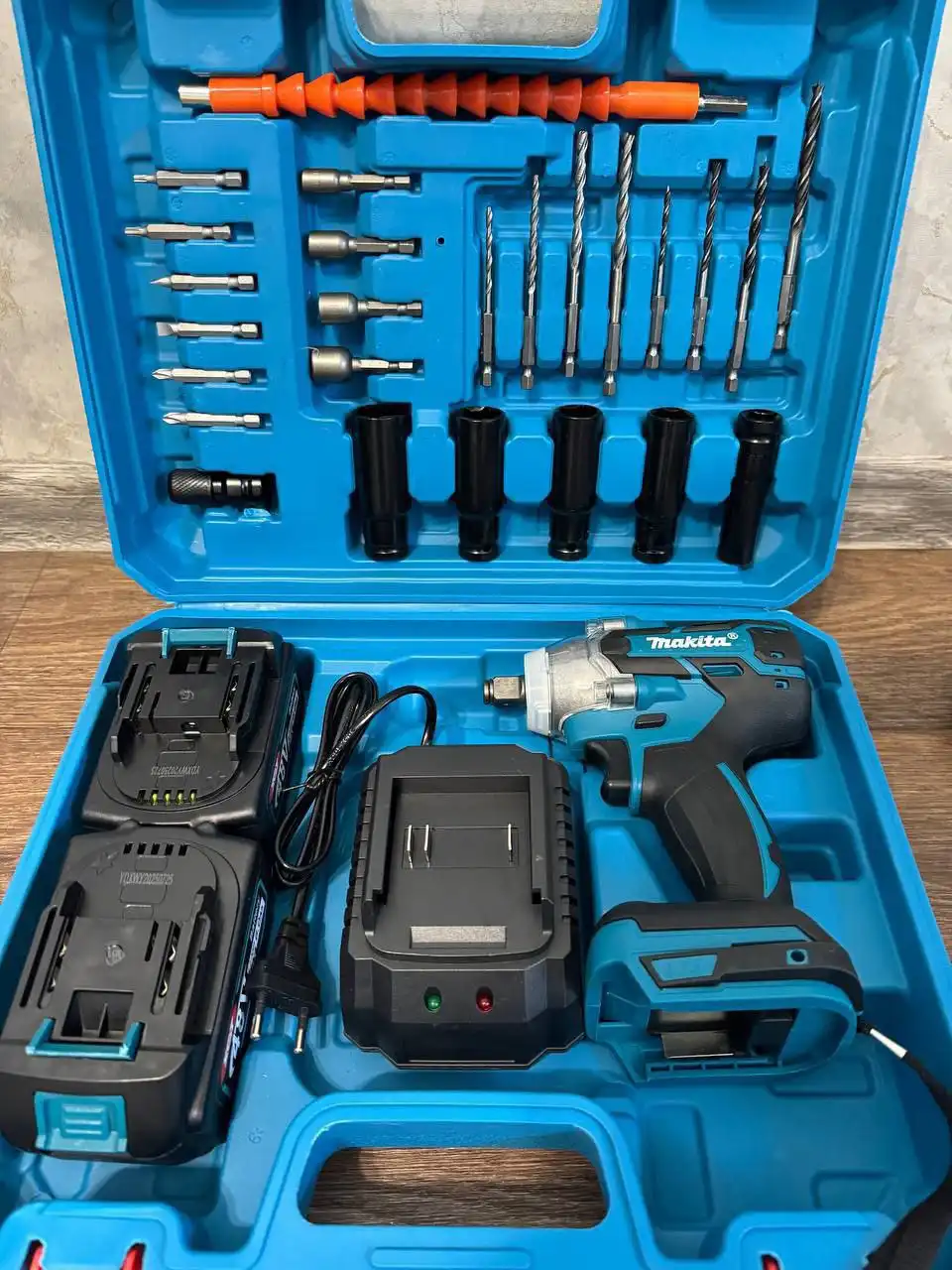 Гайковерт Макита - Инструменты (Электроника) в Южно-Сахалинск