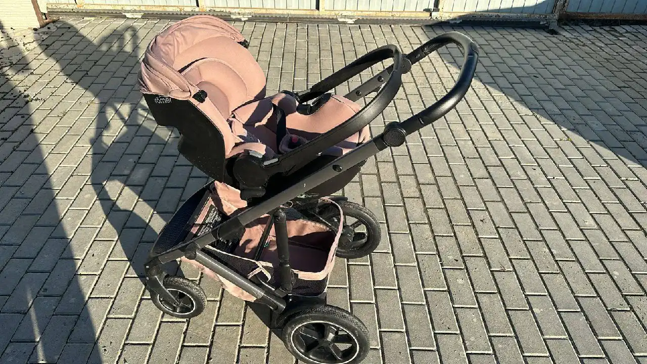 Продам коляску Britax Romer Smile 5Z Dusty Rose - Детские коляски (Товары для детей) в Южно-Сахалинск