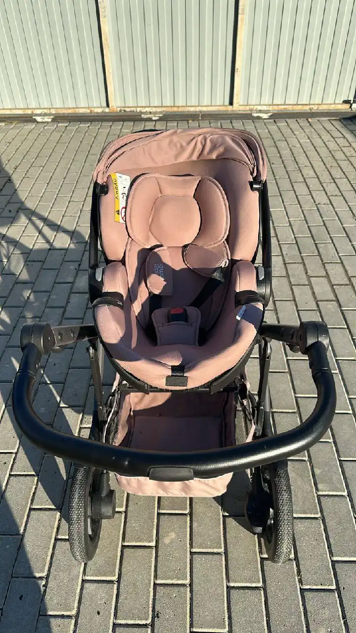 Продам коляску Britax Romer Smile 5Z Dusty Rose - Детские коляски (Товары для детей) в Южно-Сахалинск