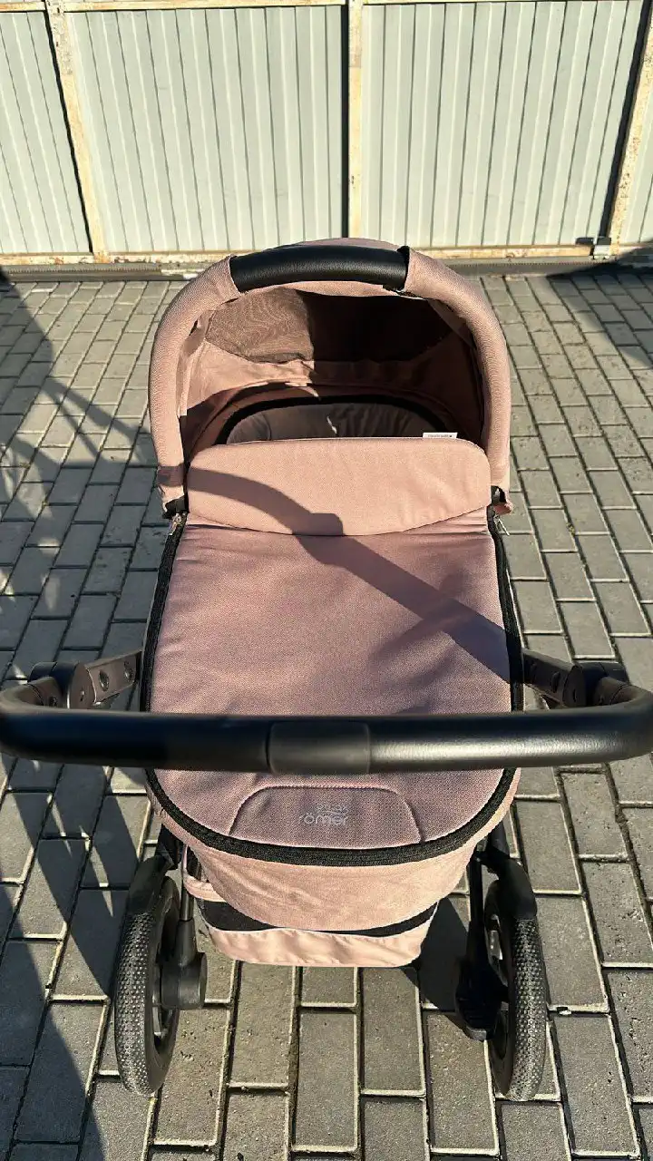 Продам коляску Britax Romer Smile 5Z Dusty Rose - Детские коляски (Товары для детей) в Южно-Сахалинск