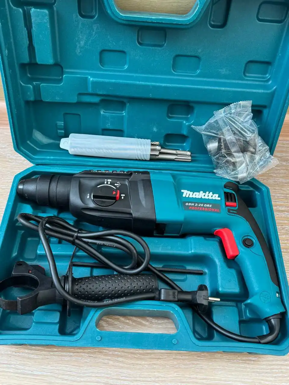 Перфоратор Макита с функцией удара - Строительное оборудование (Готовый бизнес и оборудование) в Южно-Сахалинск