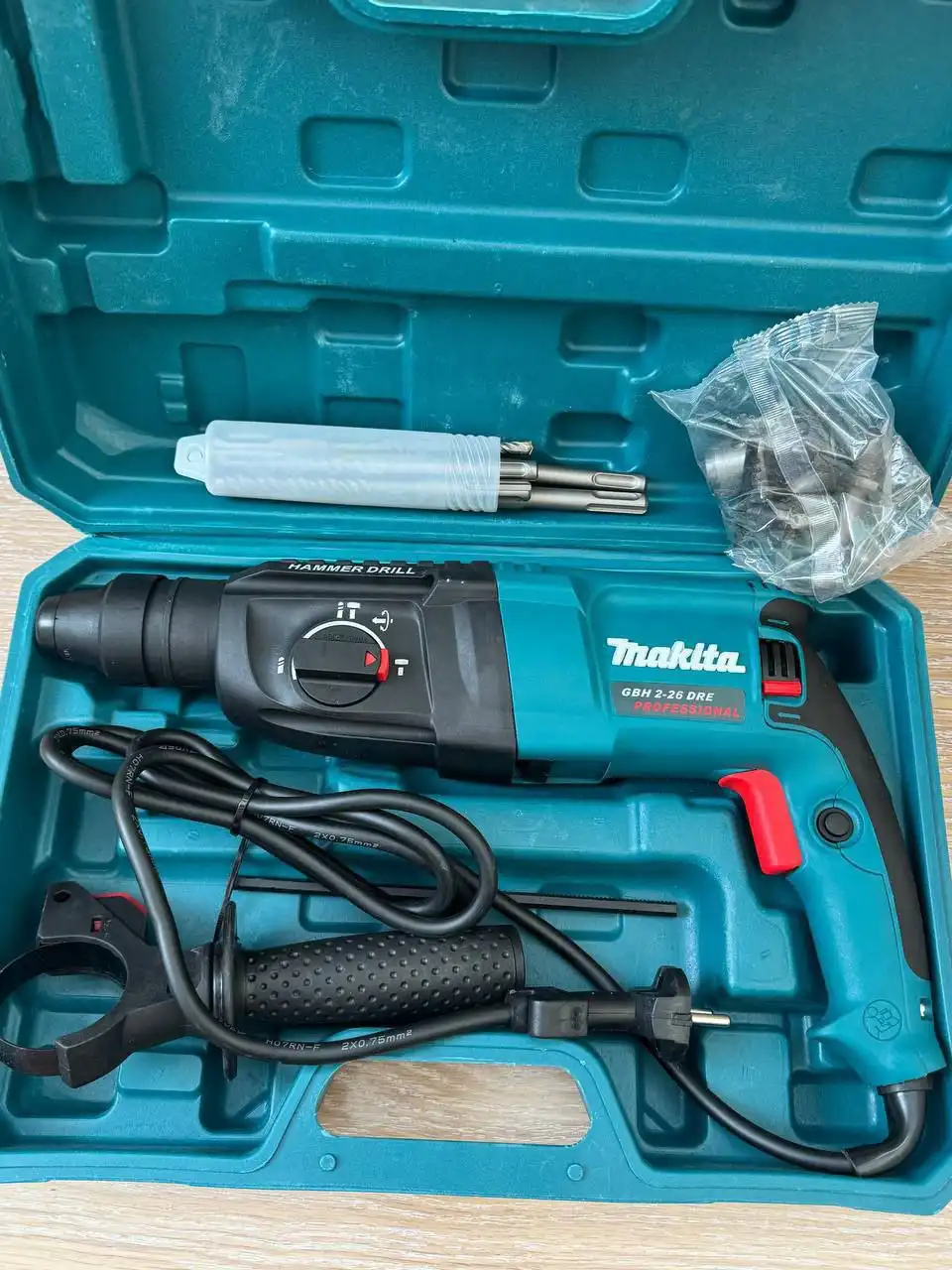 Перфоратор Макита с функцией удара - Строительное оборудование (Готовый бизнес и оборудование) в Южно-Сахалинск