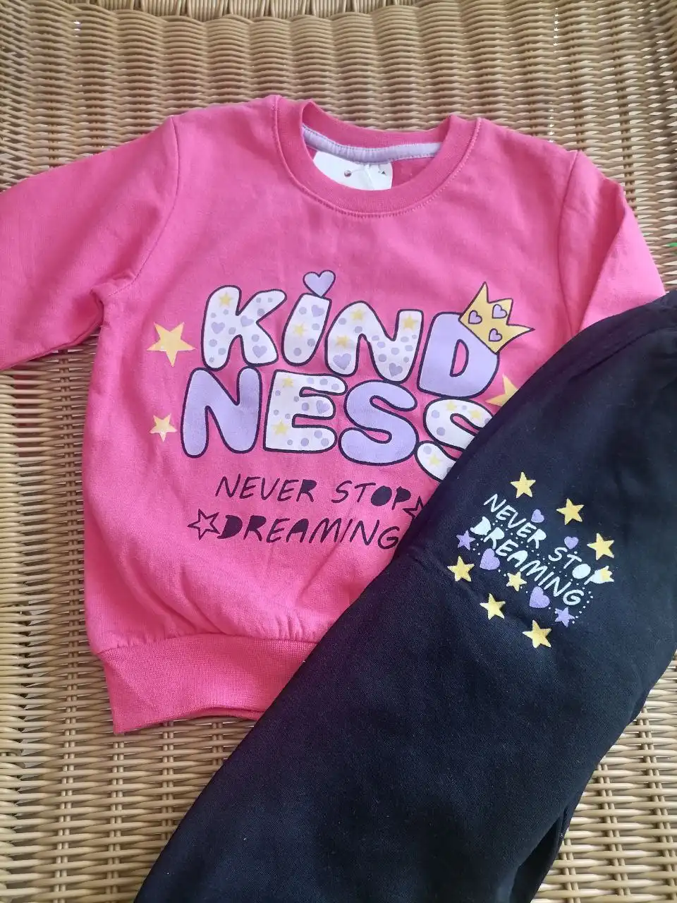 Костюмы для девочек разных размеров - Детская одежда (Одежда) в Корсаков