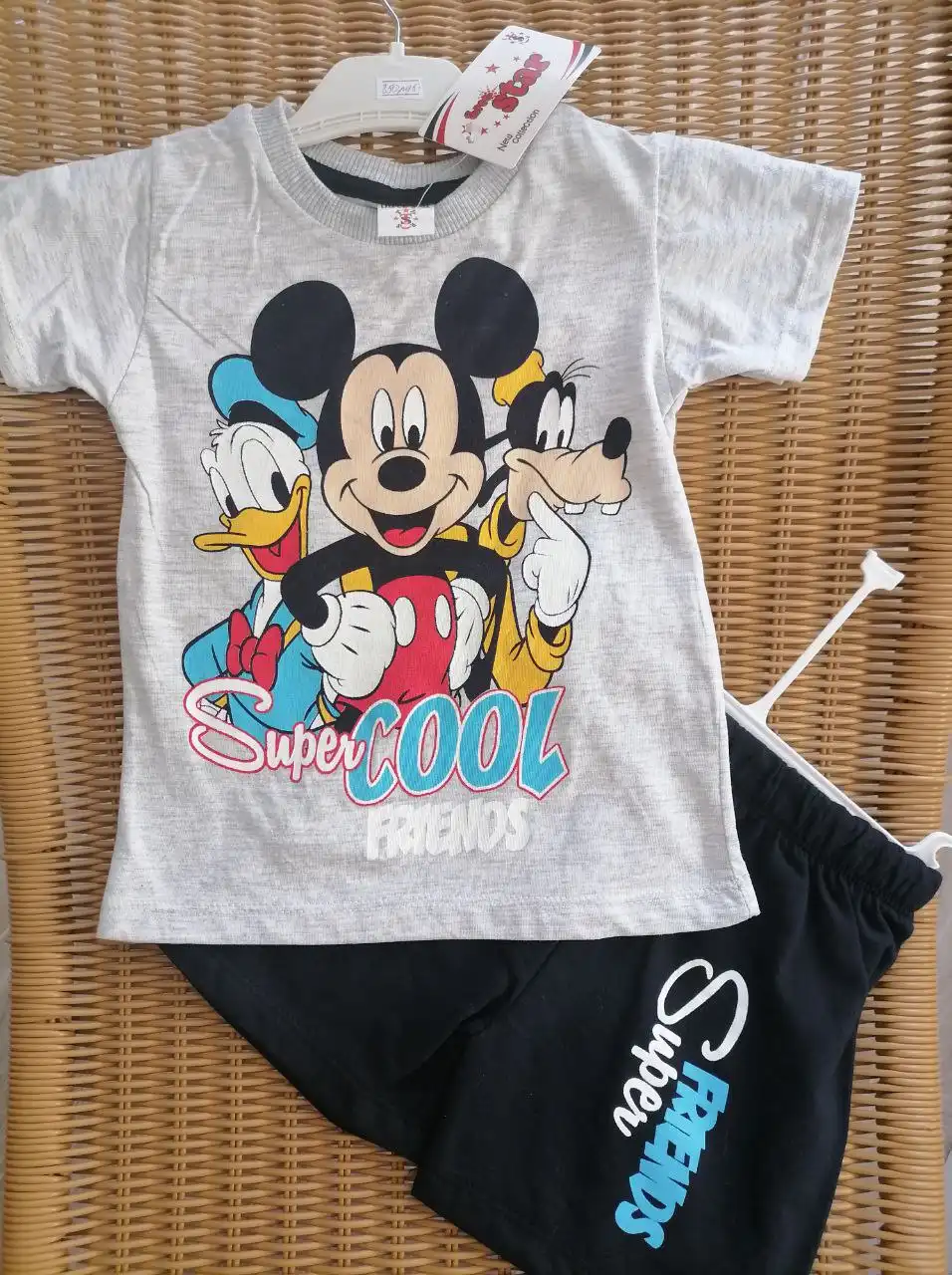 Костюмы для мальчиков 92-110 размера - Детская одежда (Одежда) в Корсаков