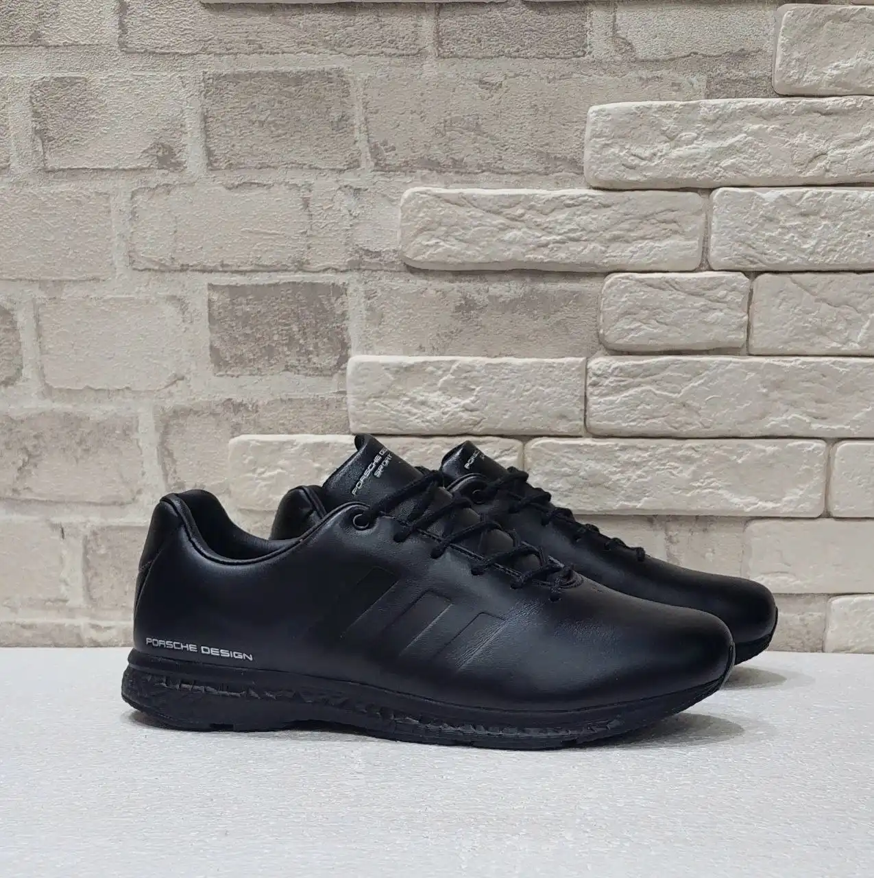 Беговые кроссовки в Южно-Сахалинске - Обувь (Одежда) в Южно-Сахалинск