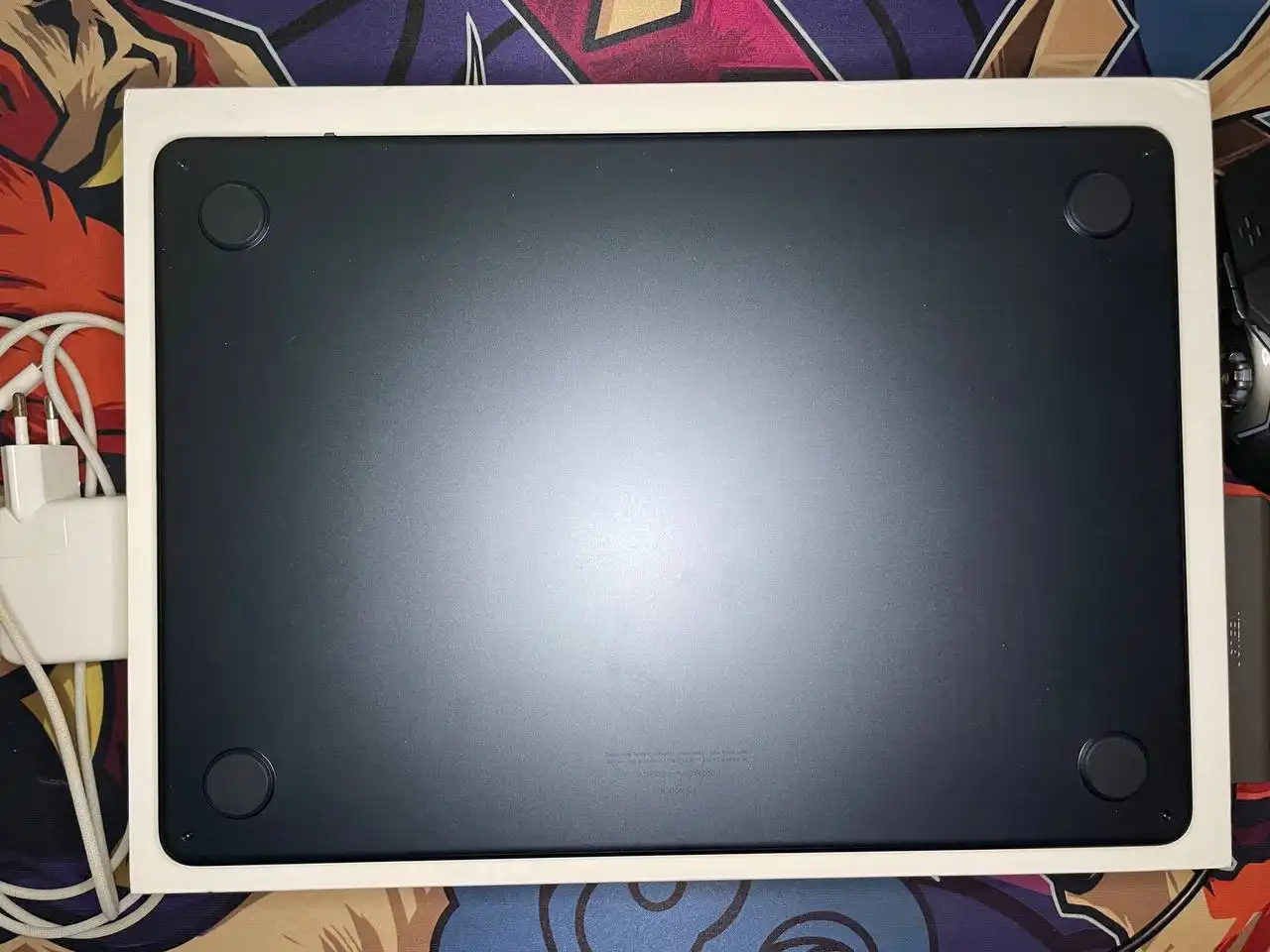 Продам MacBook в идеальном состоянии с полным комплектом - Ноутбуки (Электроника) в Южно-Сахалинск