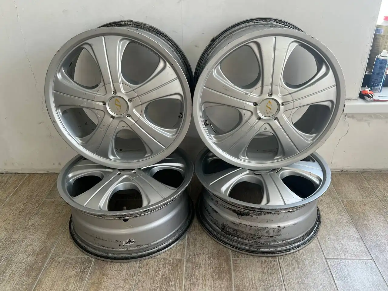 Диски Work R17 - Диски (Запчасти) в Южно-Сахалинск