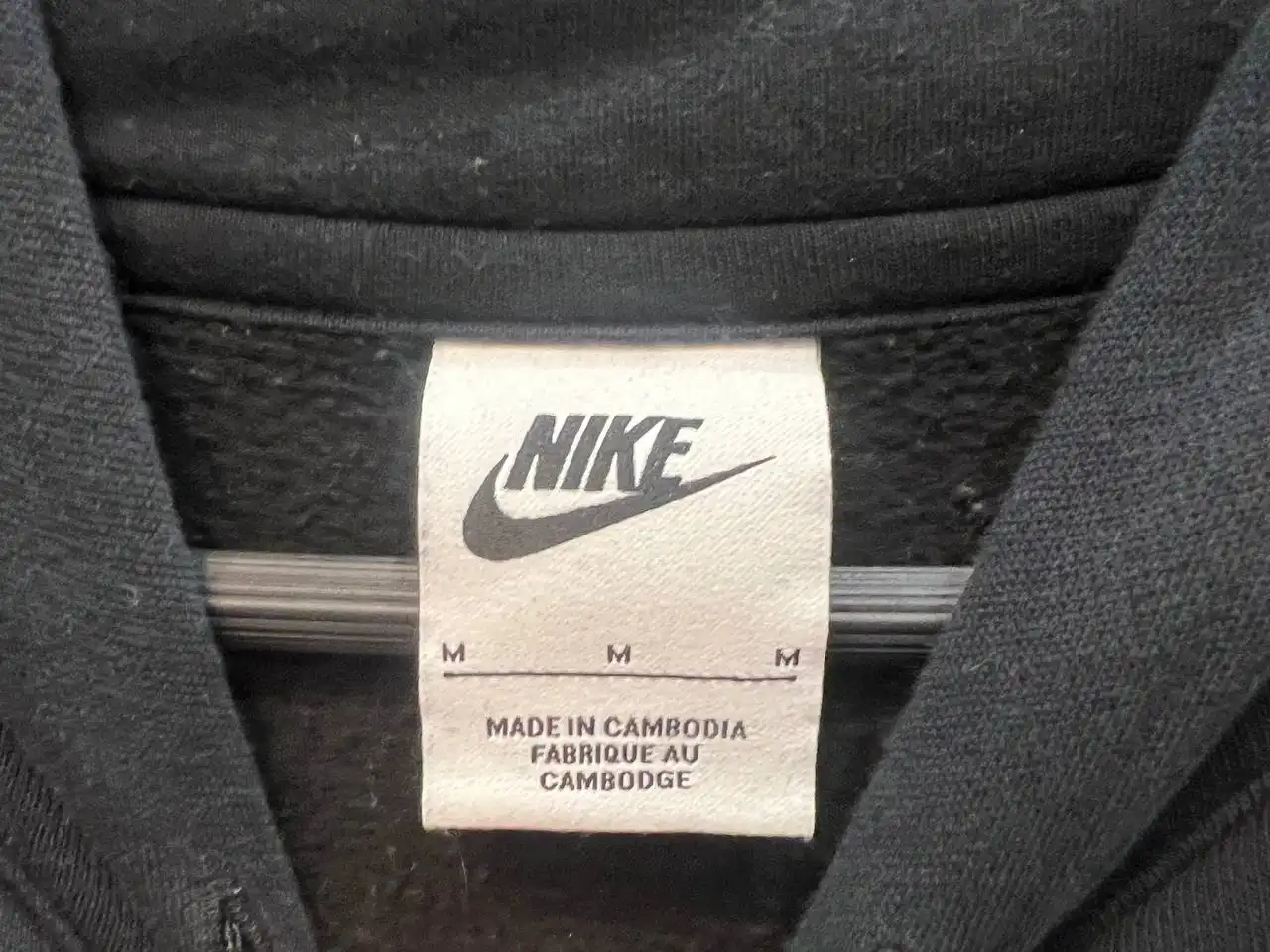 Кофта и ветровка Nike оригинал размер M - Верхняя одежда (Одежда) в Южно-Сахалинск