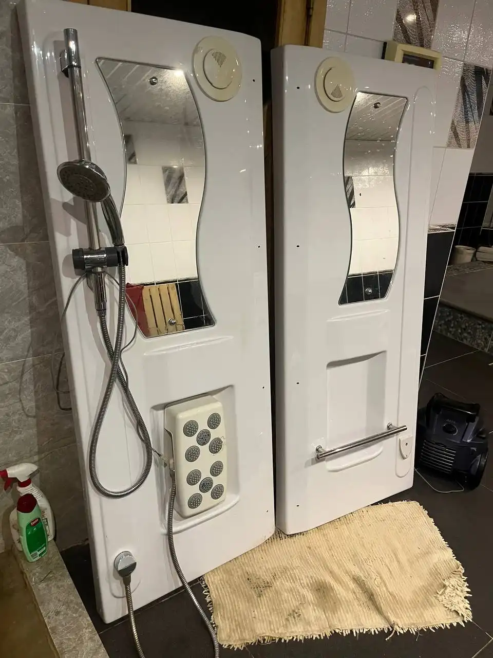 Продажа новой душевой кабинки - Сантехника (Для дома и дачи) в Южно-Сахалинск