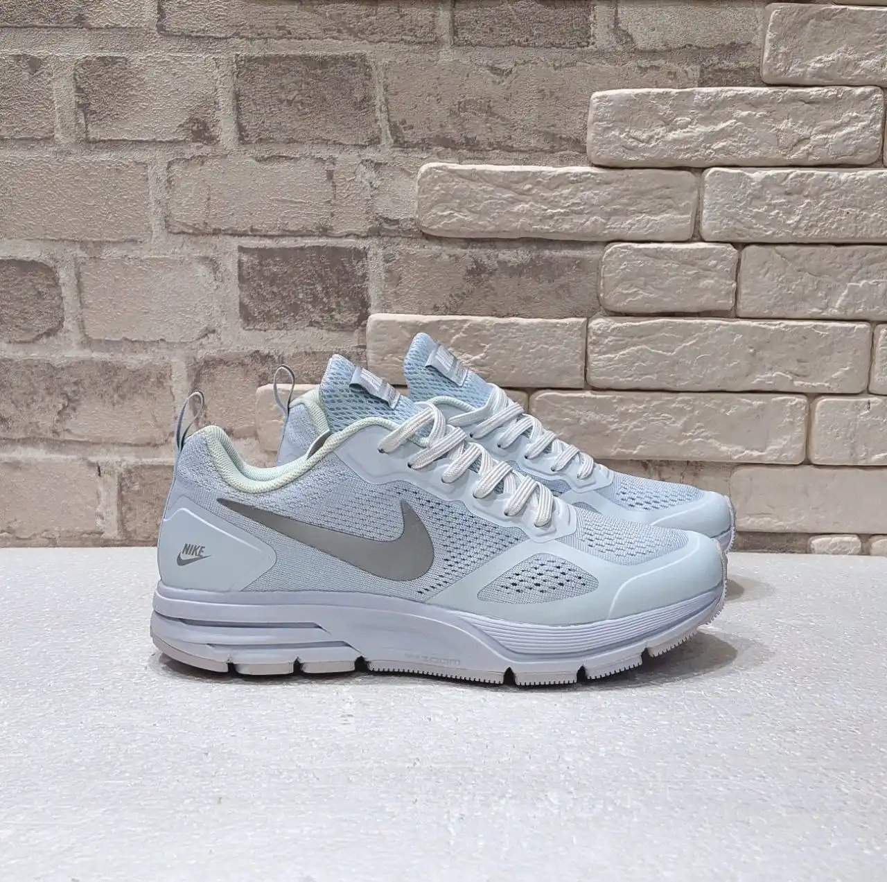 Беговые кроссовки 41 размер - Обувь (Одежда) в Южно-Сахалинск