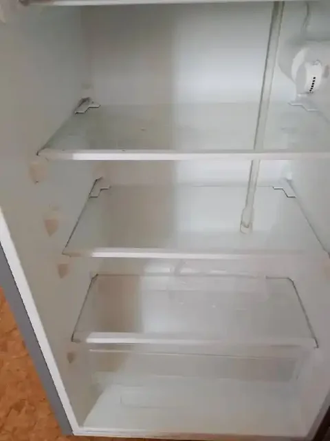 Продам холодильник в Южно-Сахалинске - Для дома и дачи в Южно-Сахалинск