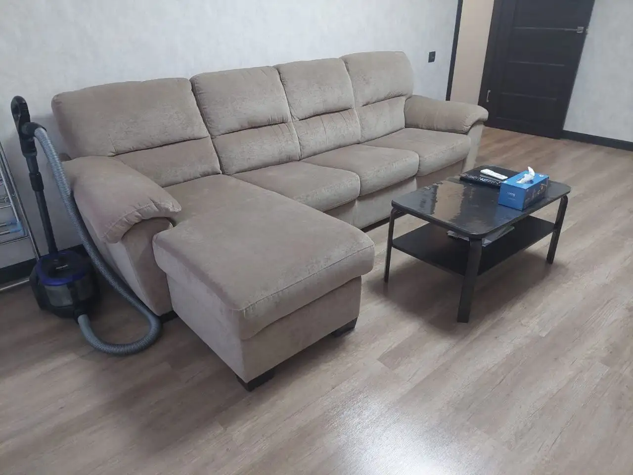 Продам диван в отличном состоянии - Мебель (Для дома и дачи) в Корсаков