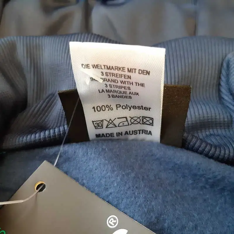 Спортивный костюм Adidas Original новый - Спортивная одежда (Одежда) в Южно-Сахалинск