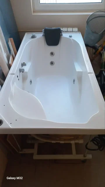 Продам джакузи в Южно-Сахалинске - Розыгрыш в Южно-Сахалинск