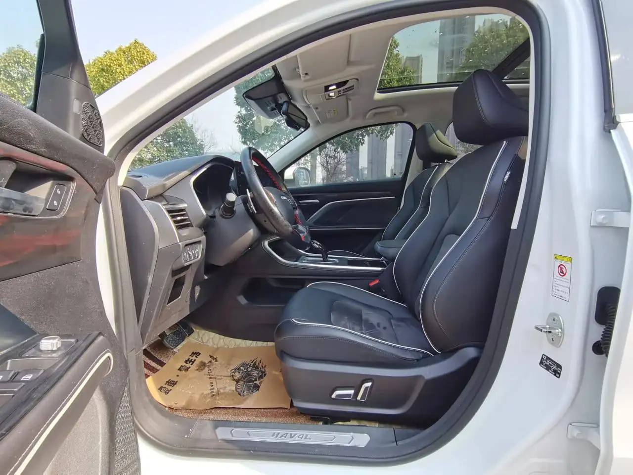 Продажа HAVAL 2021 года с пробегом 50.000 км - Авто в Южно-Сахалинск