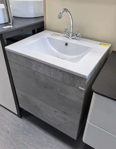 Продажа подвесной тумбы с раковиной - Снегоуборщик в Южно-Сахалинск