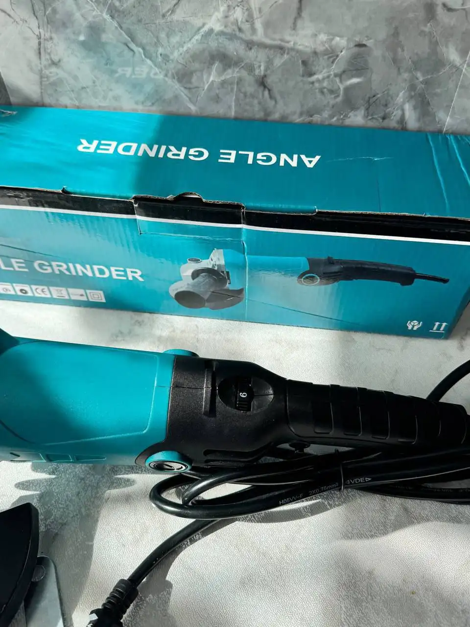 Болгарка Макита полный комплект - Электроинструменты (Барахолка) в Южно-Сахалинск