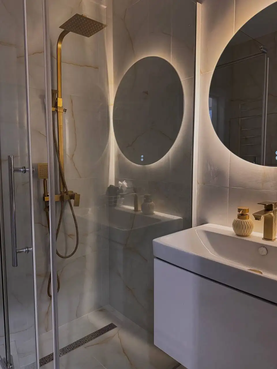 Сдам посуточно студию в Южно-Сахалинске - Аренда посуточно (Недвижимость) в Южно-Сахалинск