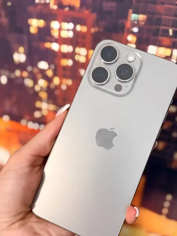 Продам айфон 15 про Макс 256 - Фототехника в Южно-Сахалинск