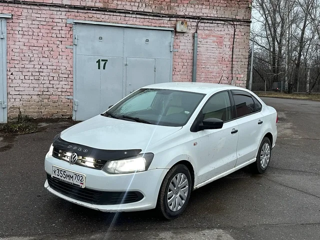Продажа автомобиля Volkswagen Polo 2015 года - Авто в Уфа