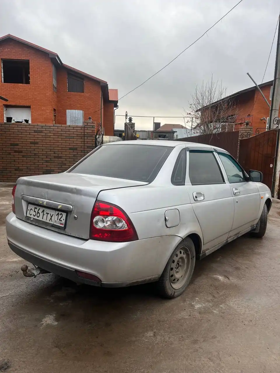 Продажа автомобиля Lada Priora 2012 года выпуска