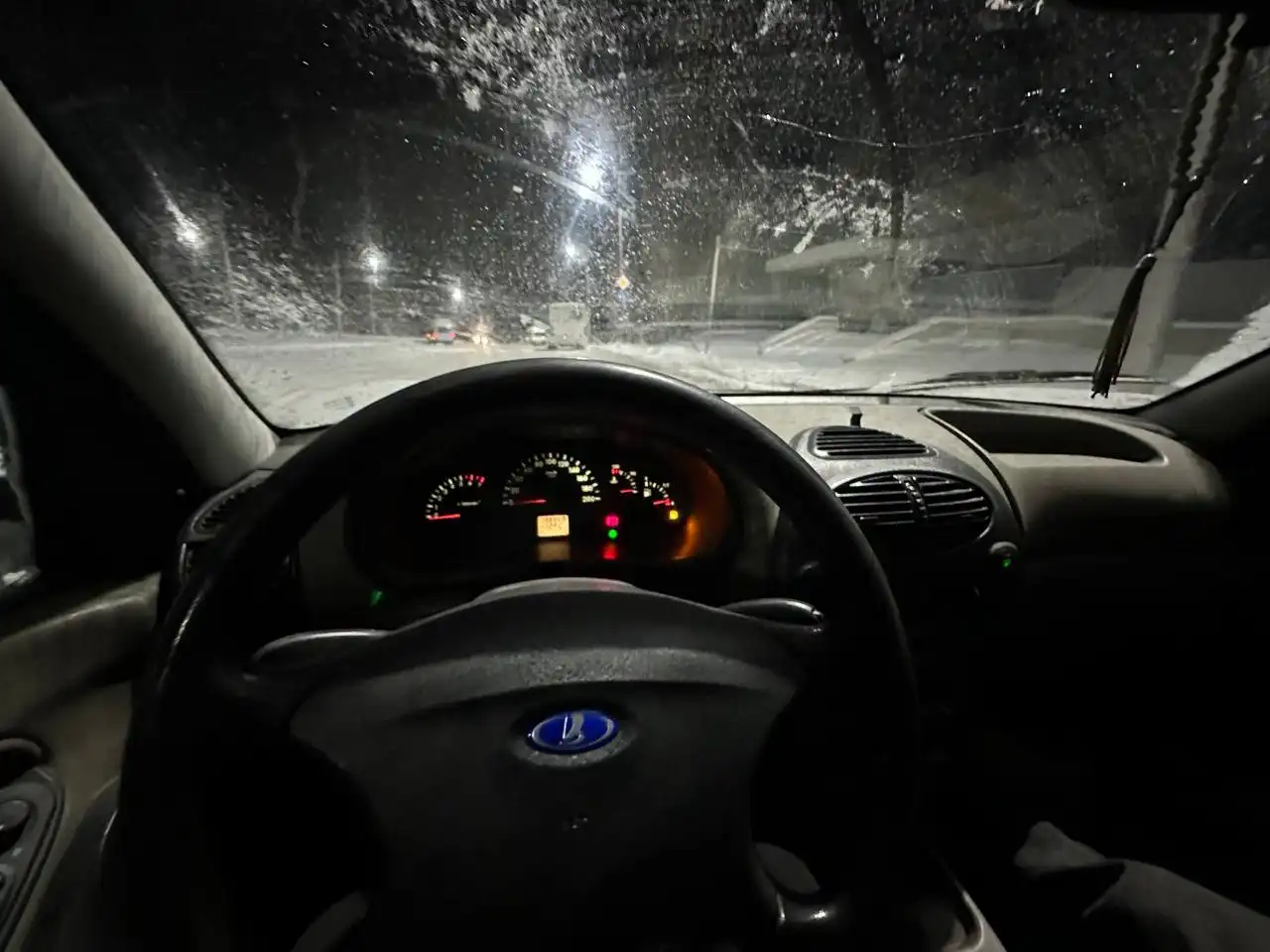 Продам Лада Калину 2011 года выпуска - Авто в Неизвестно