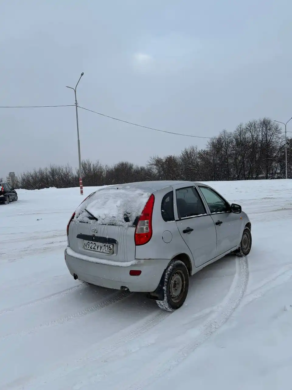 Продажа автомобиля Lada Kalina 2011 года выпуска