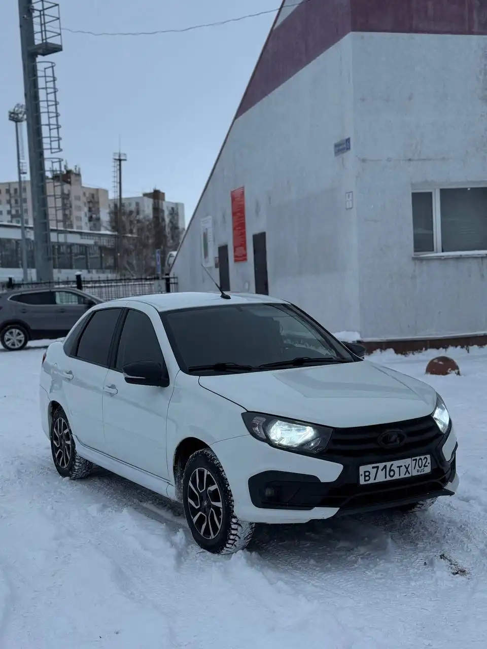 Драйв актив 22 года, полный фарш, 80 тыс пробега, 1 хозяин, зеленая автотека - Легковые автомобили (Авто) в Неизвестно