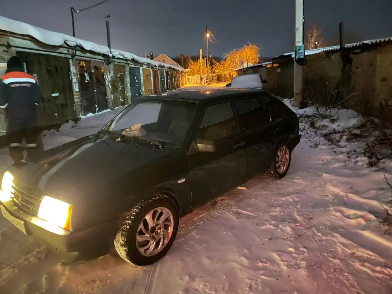 Шины полный ход и под зиму - Шины и диски (Авто) в Неизвестно