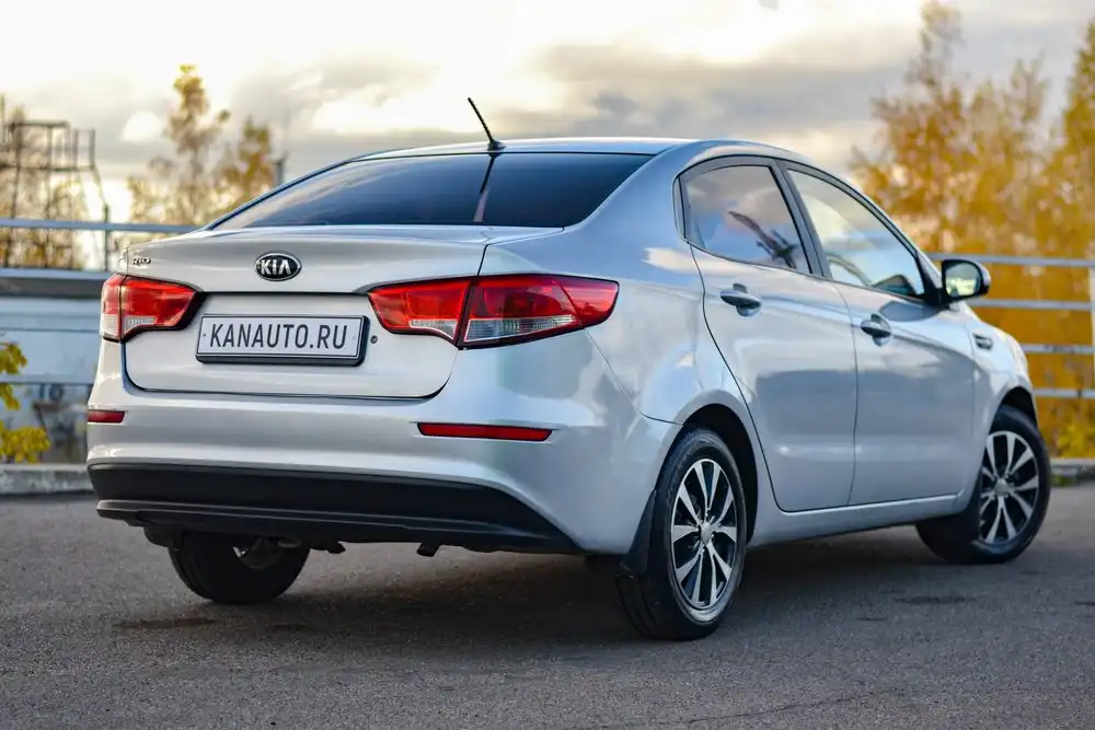 Продажа Kia Rio 2016 года