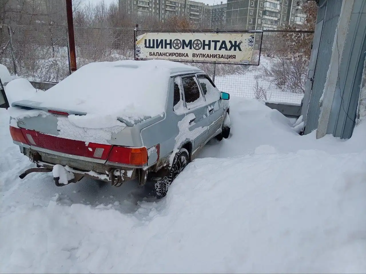 Автомобиль 2007 года с документами