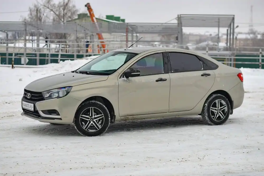 Lada Vesta 2019 года