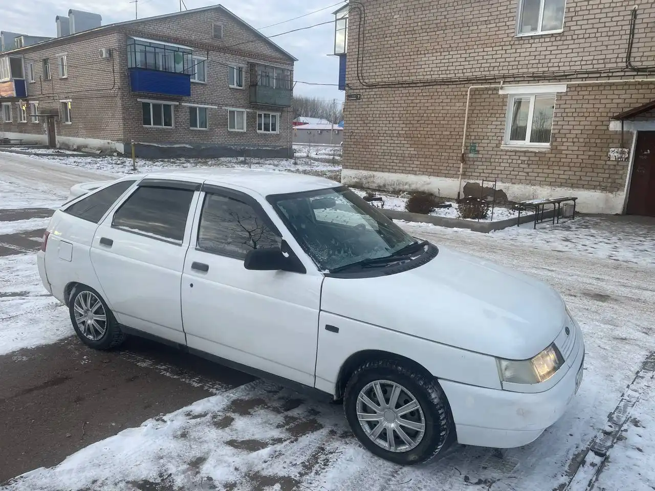 ВАЗ 2112 2001 года выпуска