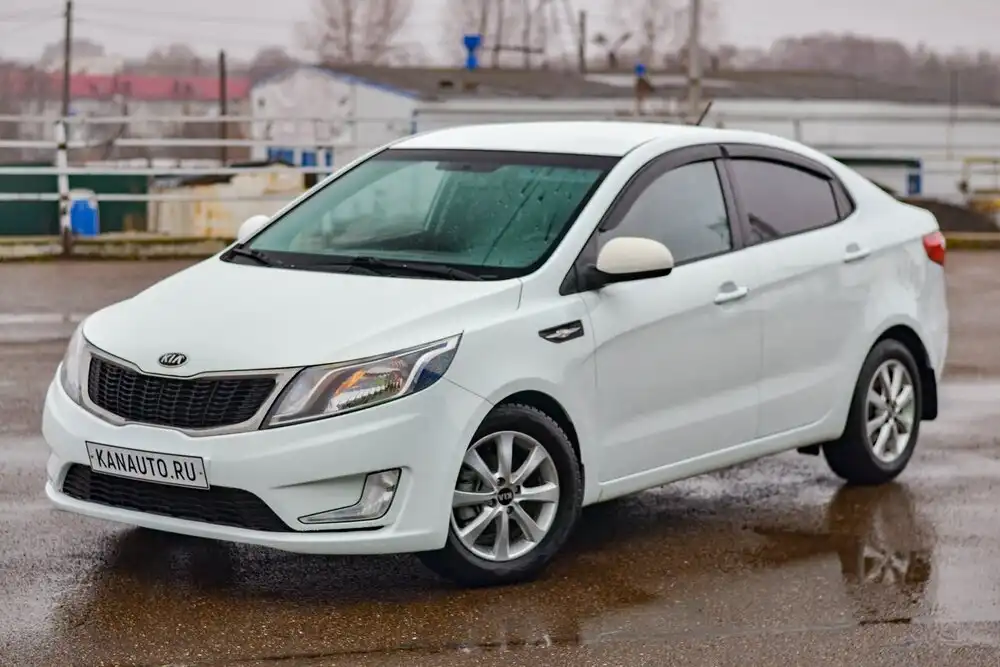 Kia Rio 2013 г. в Канаше
