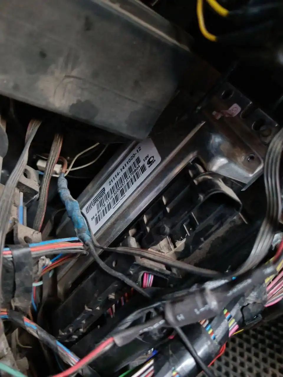 Продажа автозапчастей ВАЗ 21083 - Автозапчасти для ВАЗ (Запчасти) в Неизвестно