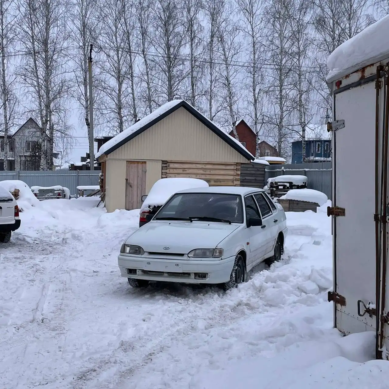 Продажа автомобиля 2011г 1.6л - Авто в Неизвестно