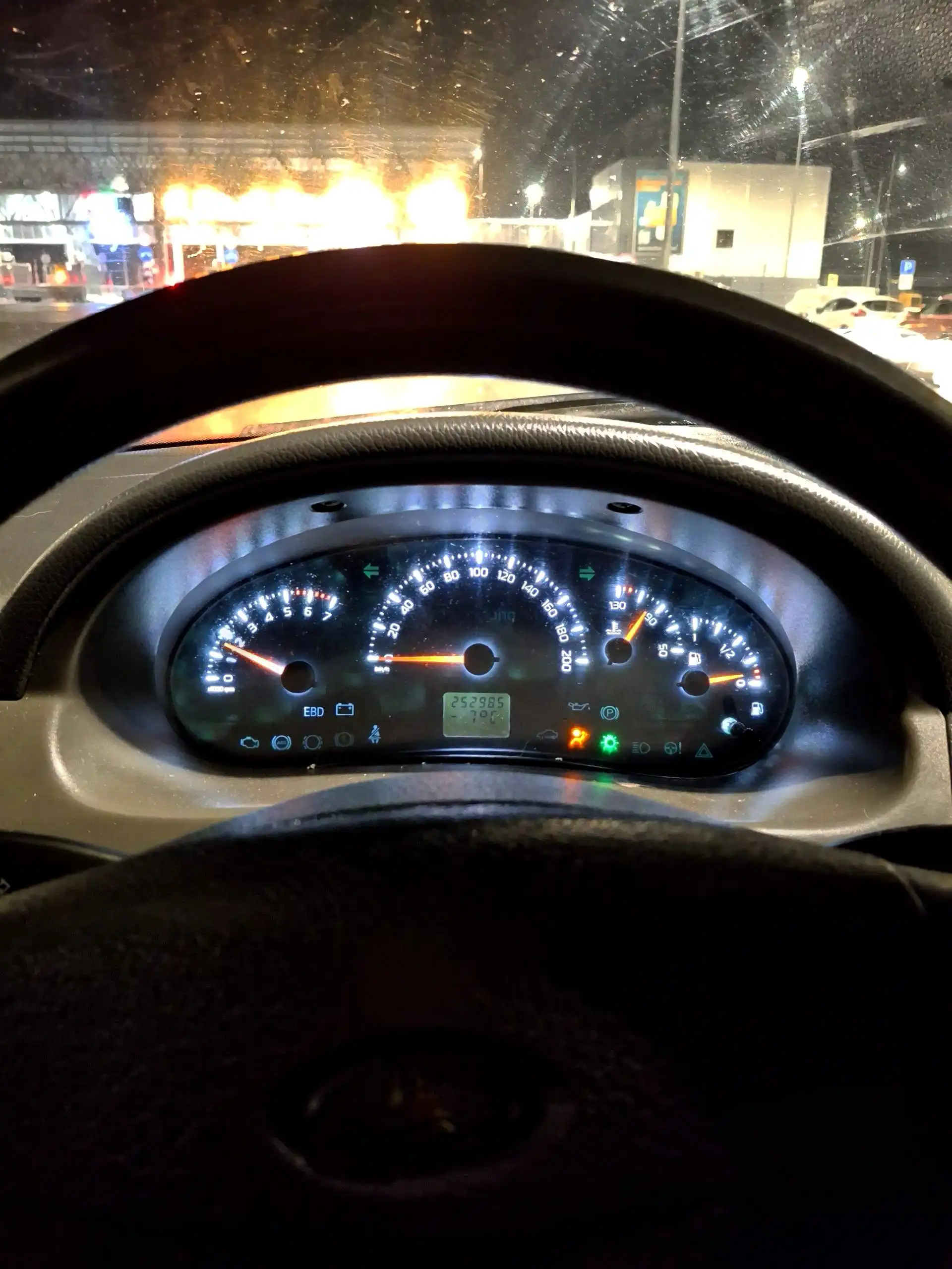 Продажа автомобиля Лада Приора 2007 года