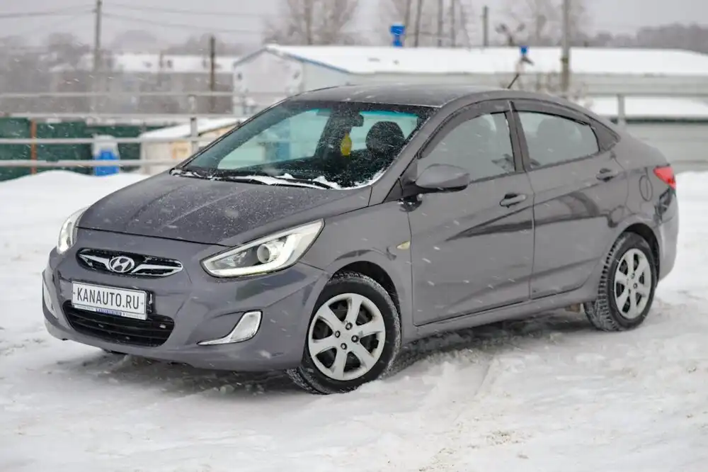 Hyundai Solaris 2013 года - Авто в Канаш