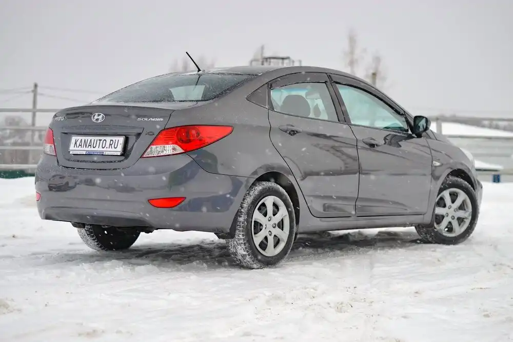Hyundai Solaris 2013 года - Авто в Канаш