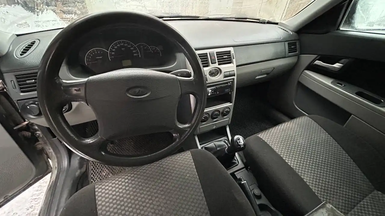 Lada Priora 2014 года в хорошем состоянии - Легковые автомобили (Авто) в Уфа