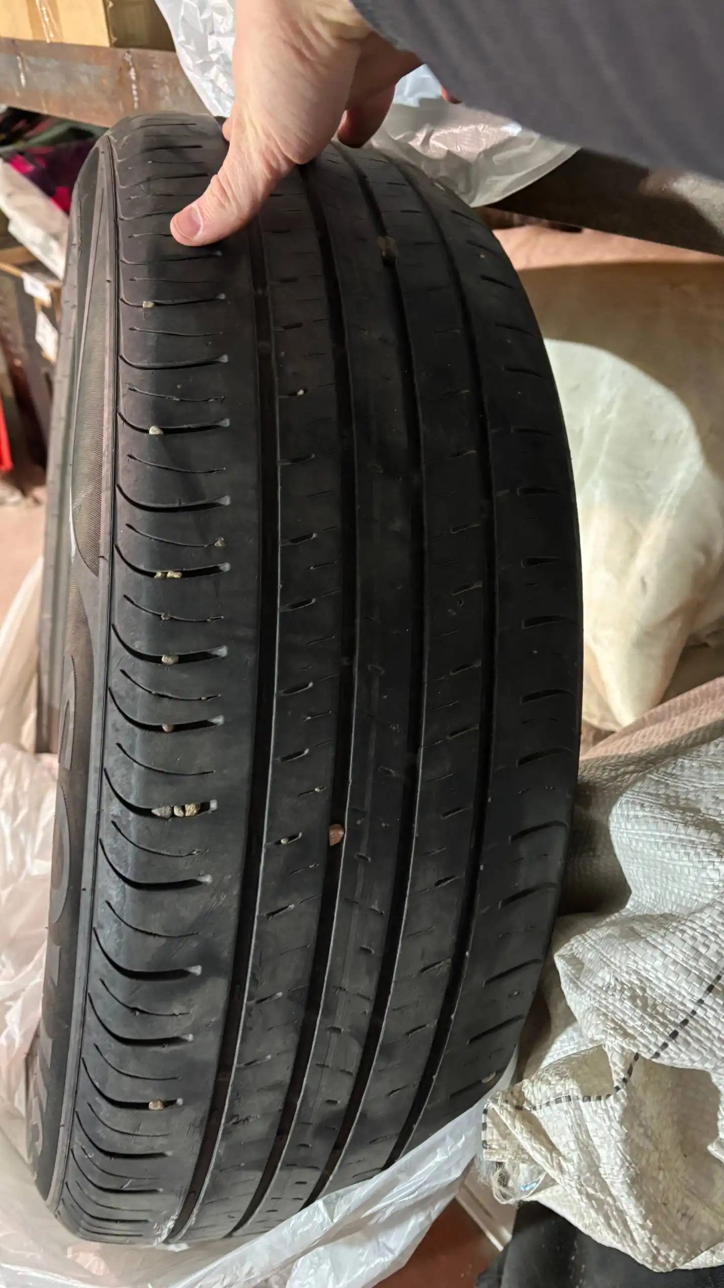 Продам летнюю резину Solus R17 - Шины и диски (Авто) в Неизвестно