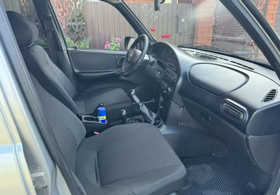 Chevrolet NIVA 2010 года - Легковые автомобили (Авто) в Октябрьский/Туймазы