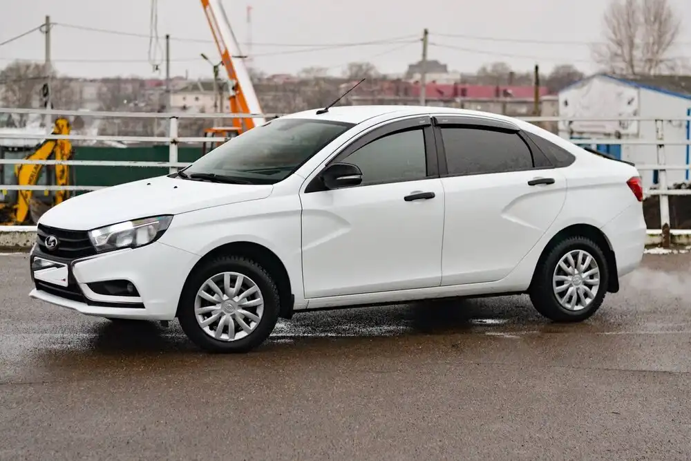 Lada Vesta 2020 года - Легковые автомобили (Авто) в Канаш