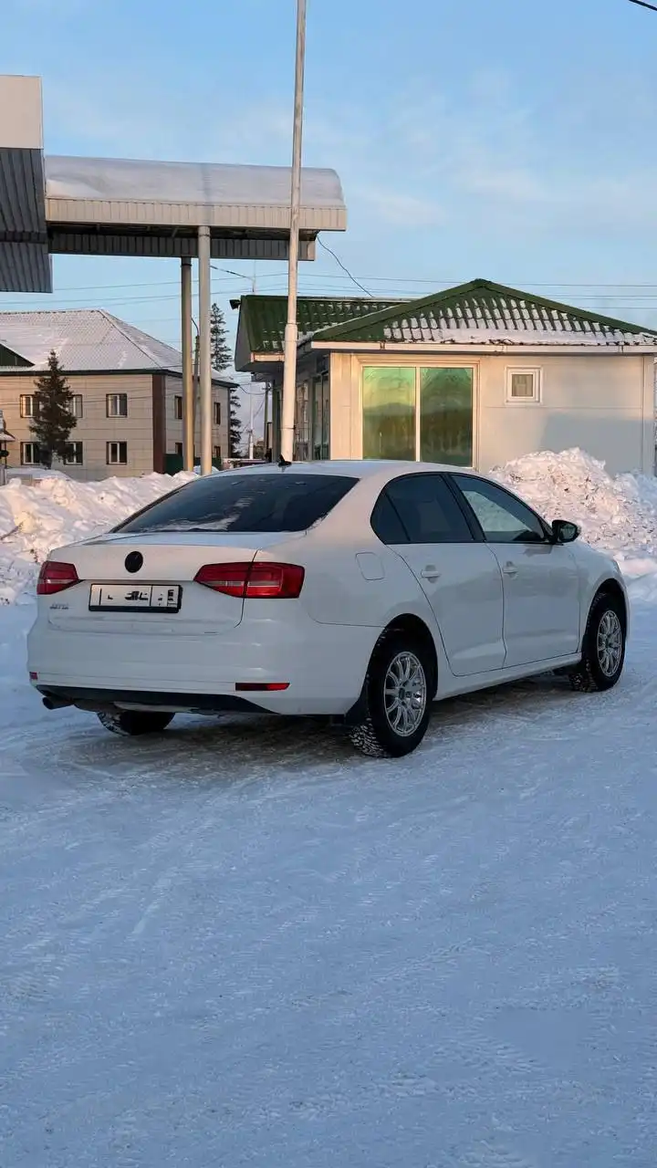 Volkswagen Jetta 6 2015 года - Легковые автомобили (Авто) в Неизвестно