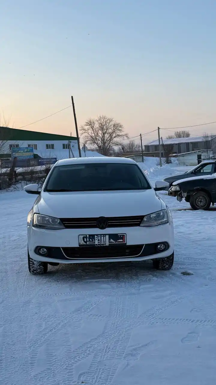 Volkswagen Jetta 6 2015 года - Легковые автомобили (Авто) в Неизвестно